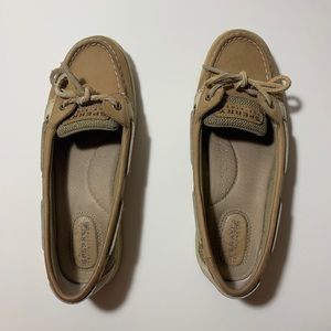 Sperry Top-Sider loafers in tan color